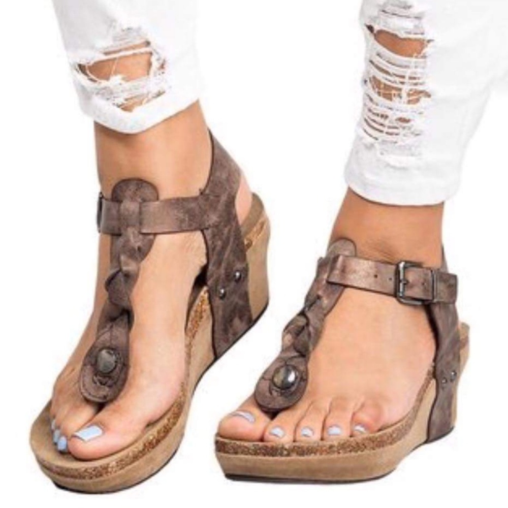 Pierre Dumas braided wedge sandal